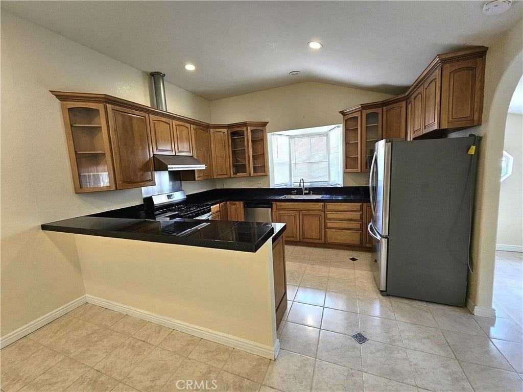 609 Lorena Ave - Photo 7 of 29