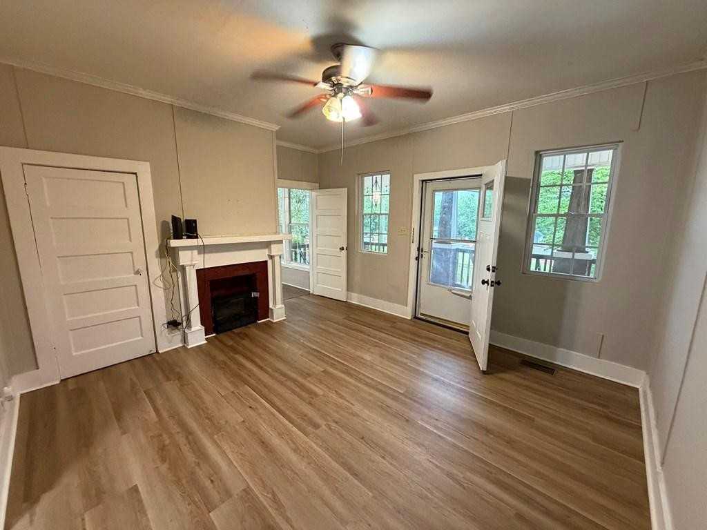807 Trammell St - Photo 6 of 17