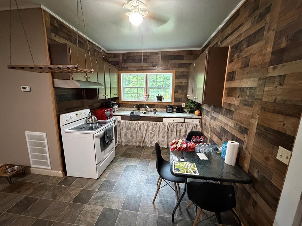 807 Trammell St - Photo 7 of 17
