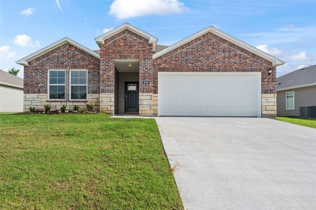 602 Cattleman Ct - Photo 2 of 22