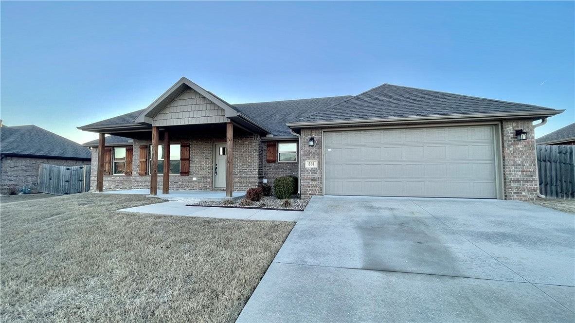 531 Captain Reid Ln - Photo 2 of 32