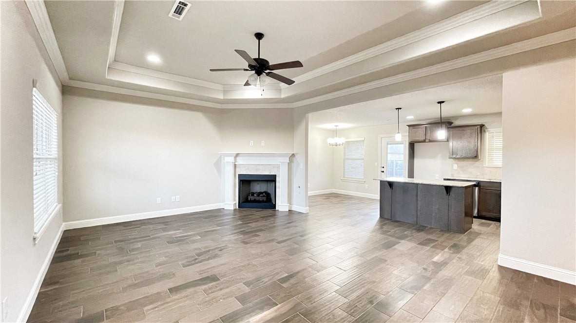 531 Captain Reid Ln - Photo 4 of 32