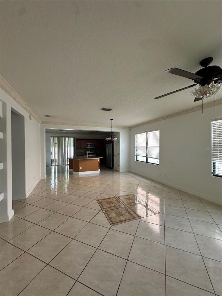 9097 Venezia Plantation Dr - Photo 3 of 15