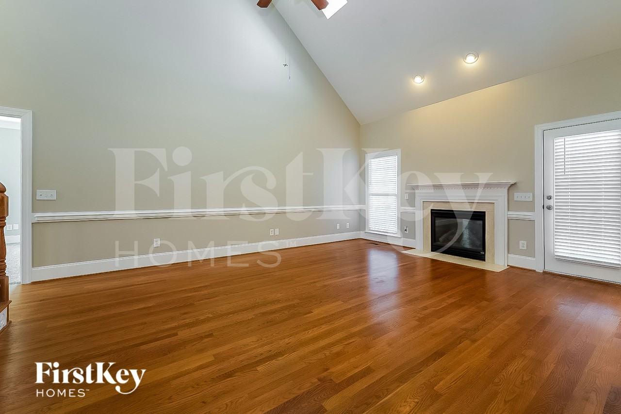 2009 Lake Stone Ct - Photo 3 of 15
