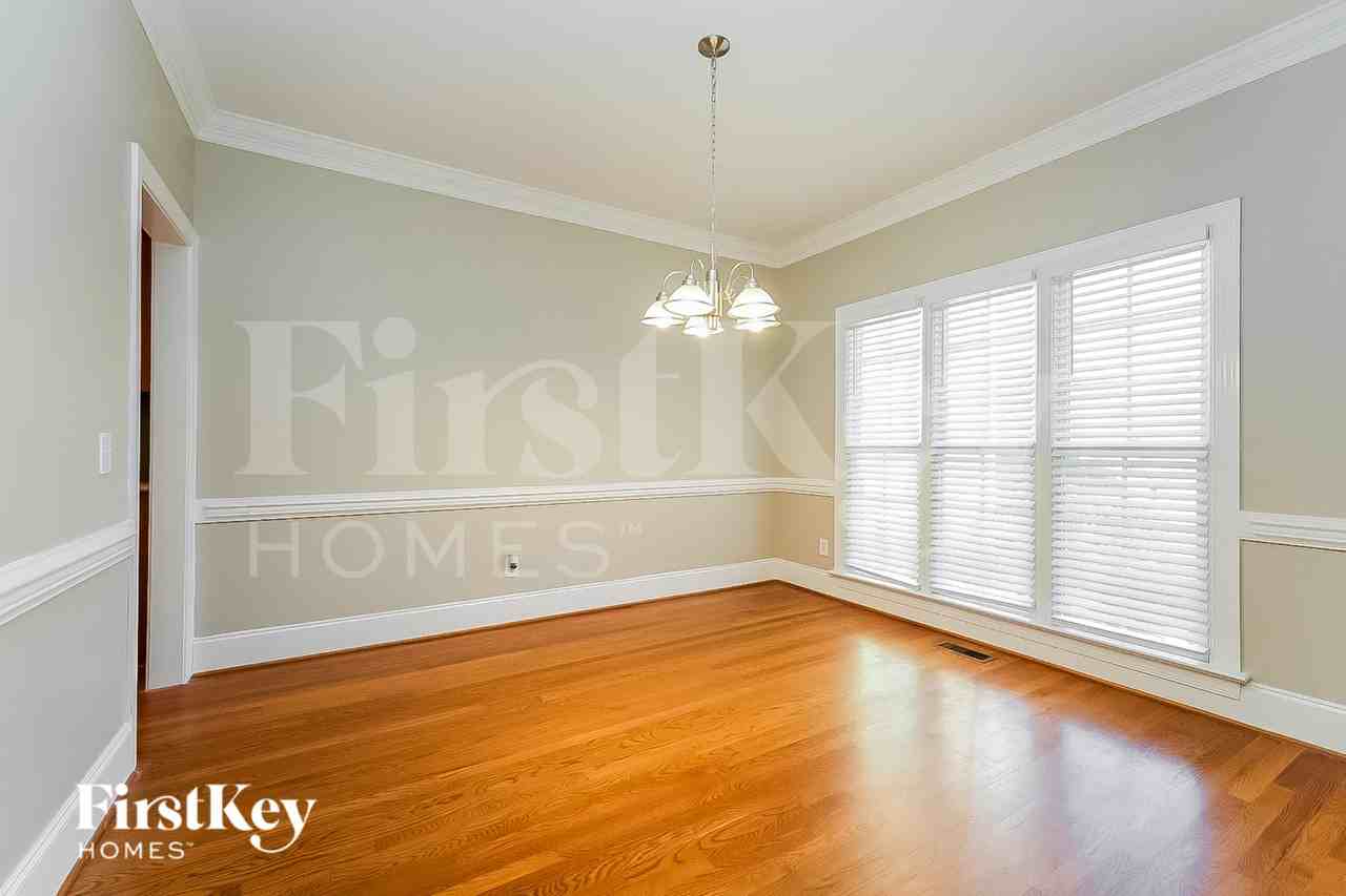 2009 Lake Stone Ct - Photo 5 of 15