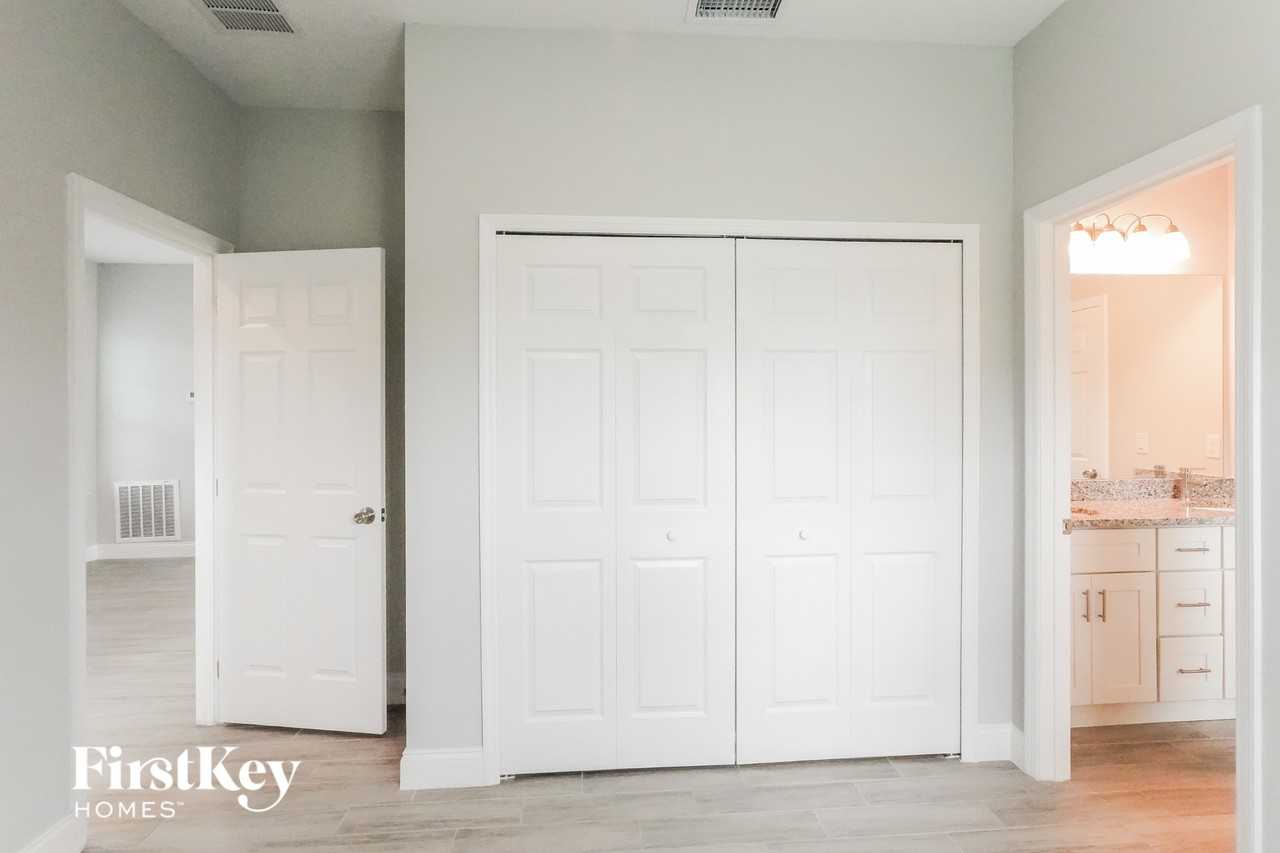 702 Caribou Dr - Photo 5 of 15