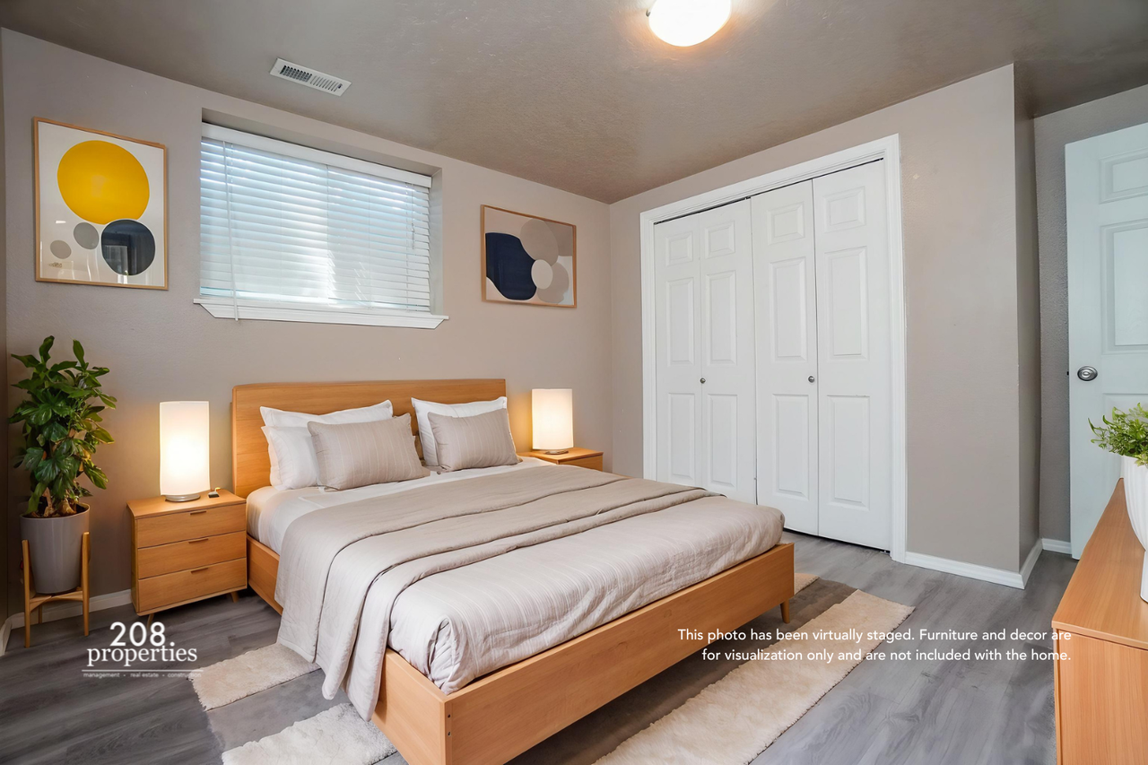2210 S Owyhee St #1 - Photo 3 of 16