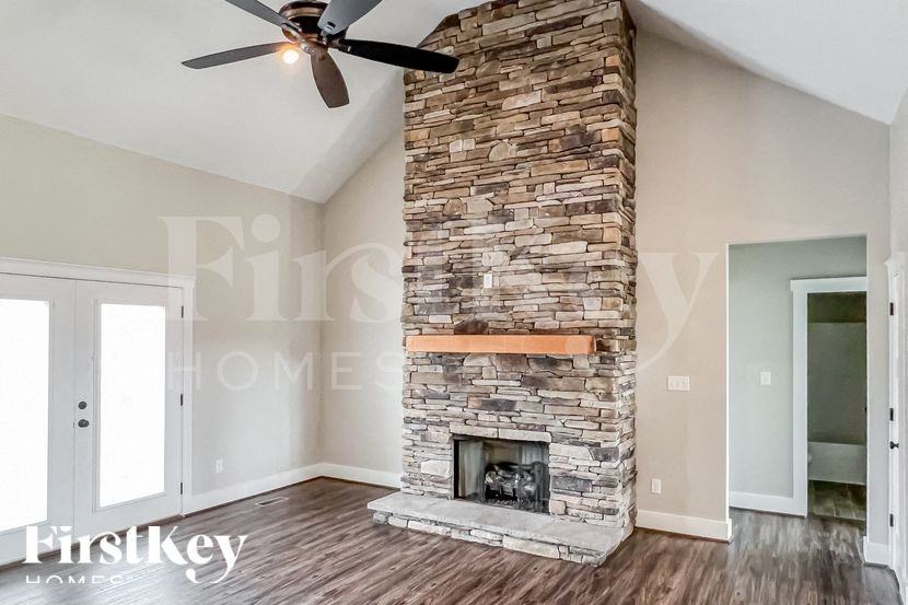 229 Masters Rd - Photo 4 of 15