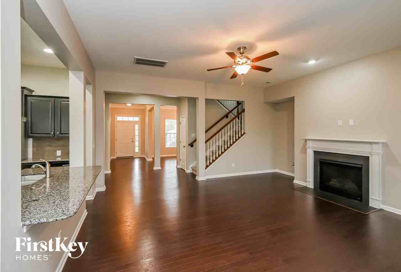 3616 Conner Glenn Dr - Photo 4 of 15