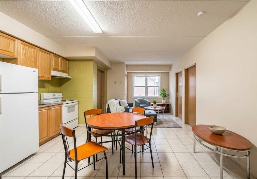 253 - 253 Lester Street #2 - Photo 3 of 5