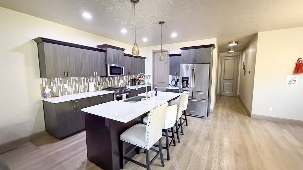 8046 S Snow Bird Ave #1 - Photo 3 of 10