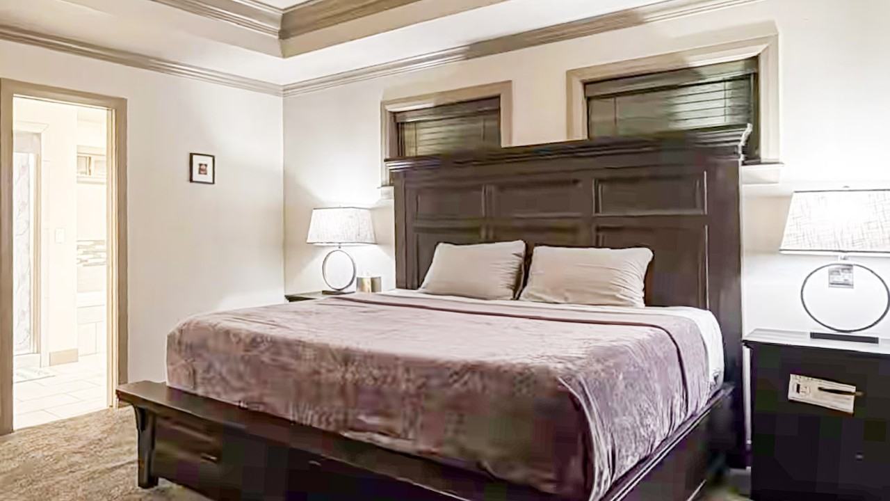8046 S Snow Bird Ave #1 - Photo 6 of 10