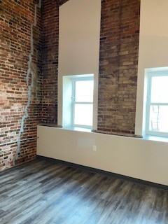 230 Central Ave N #7 - Photo 3 of 11