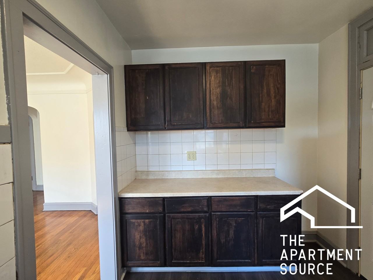 836 N Massasoit Ave #2B - Photo 5 of 17