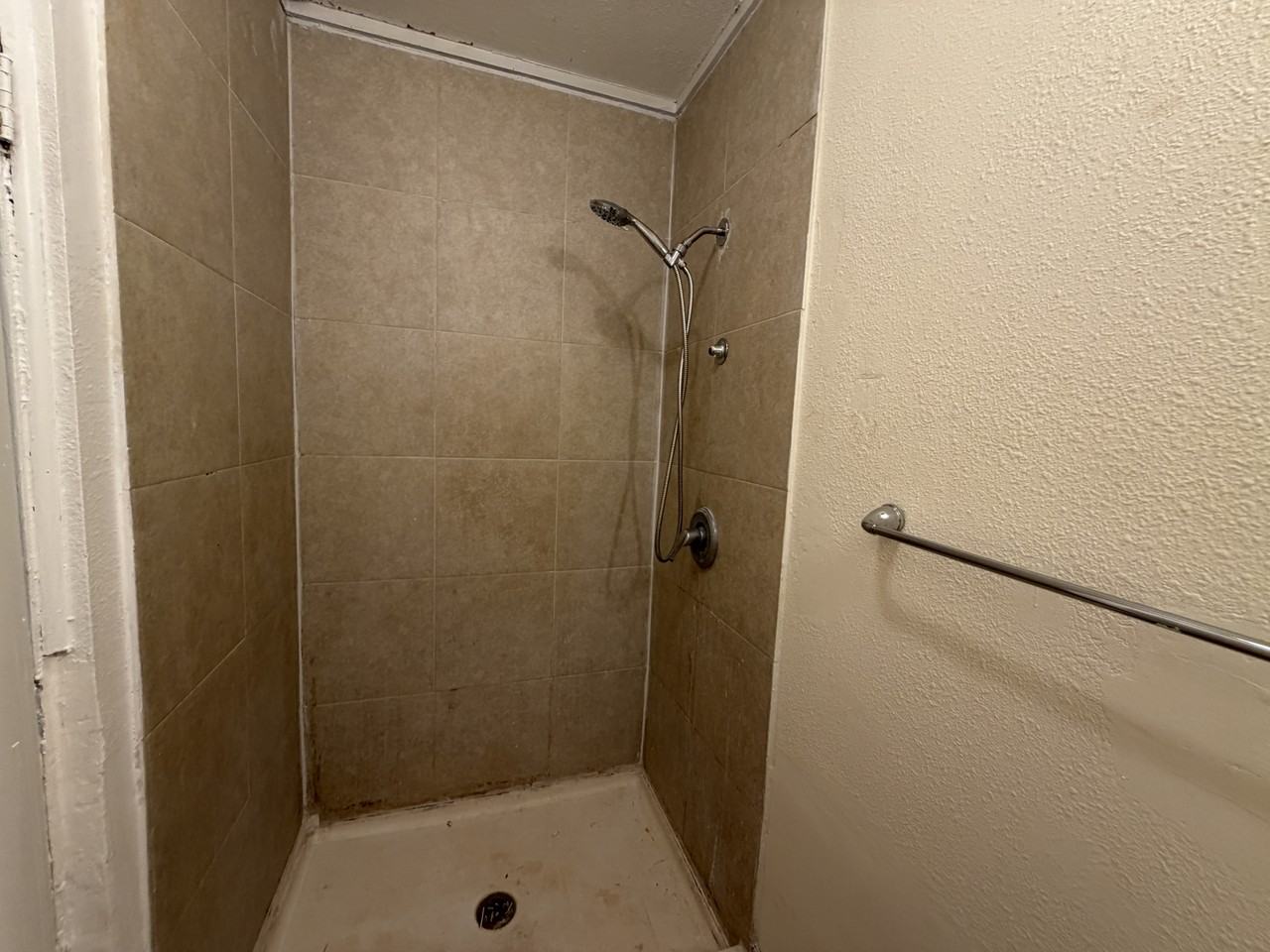 72 Lakeview Cir #6 - Photo 6 of 6