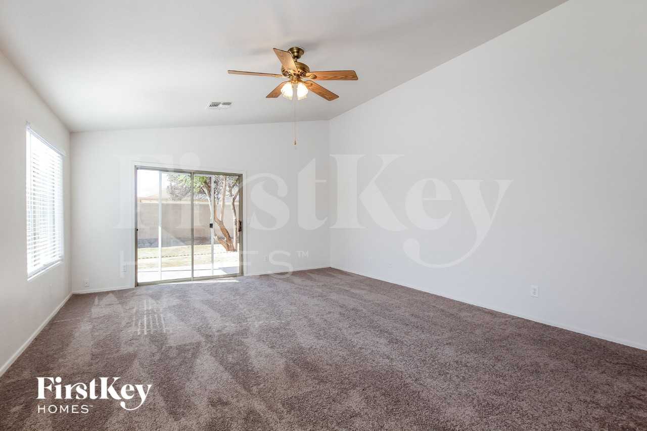 17750 N White Horse Trl - Photo 4 of 16