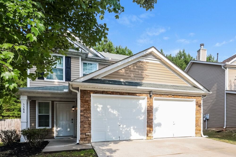5584 Bluegrass Dr - Photo 4 of 17