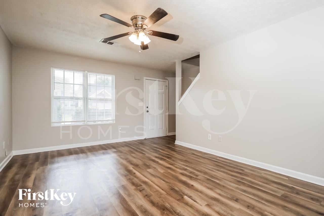 4030 Mission Way - Photo 3 of 17