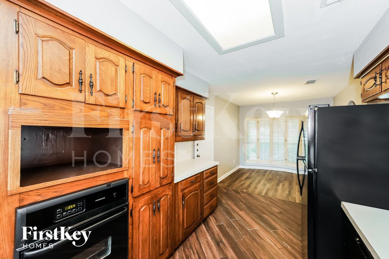 3944 Misty Meadow Dr - Photo 7 of 17