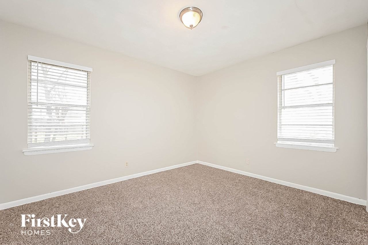 3825 Tolbert St - Photo 7 of 15