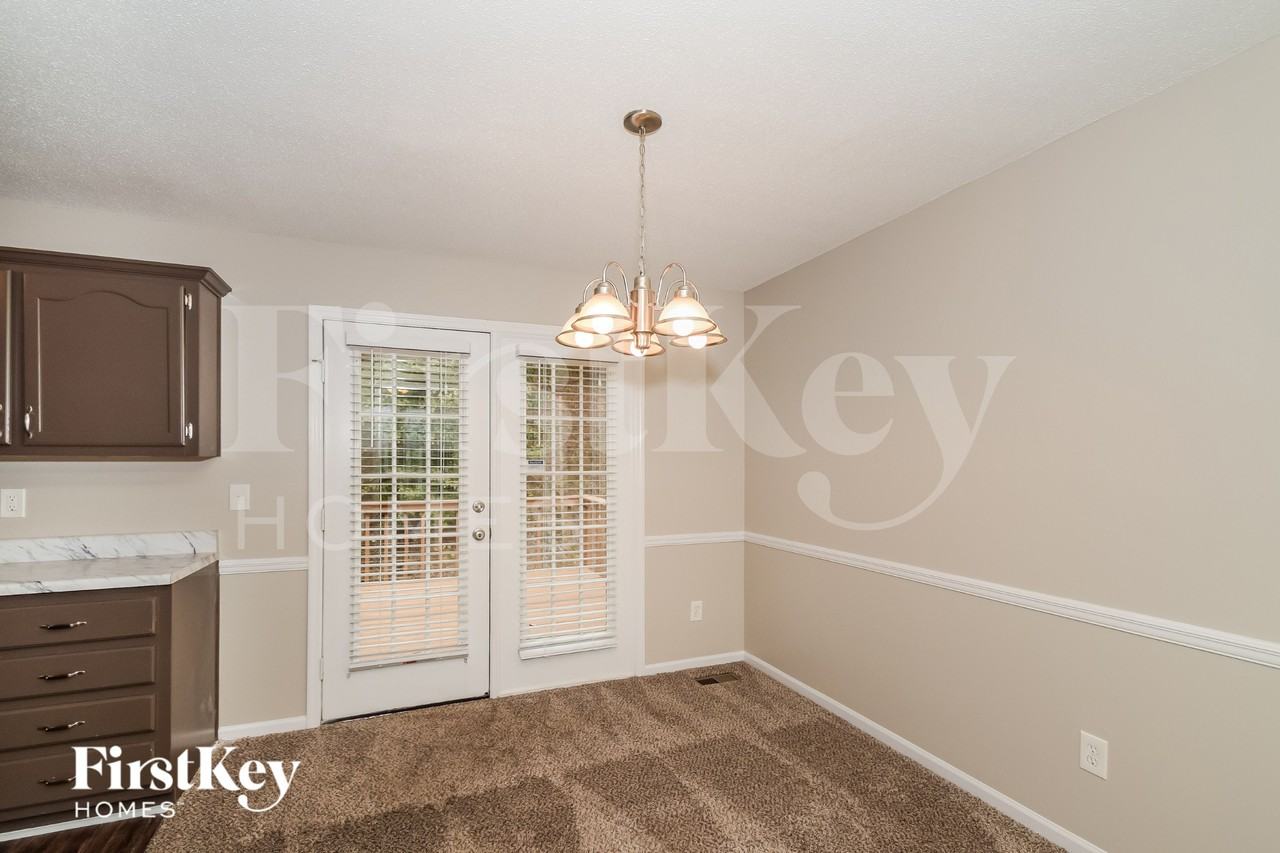 2715 Braelinn Pkwy N - Photo 5 of 16