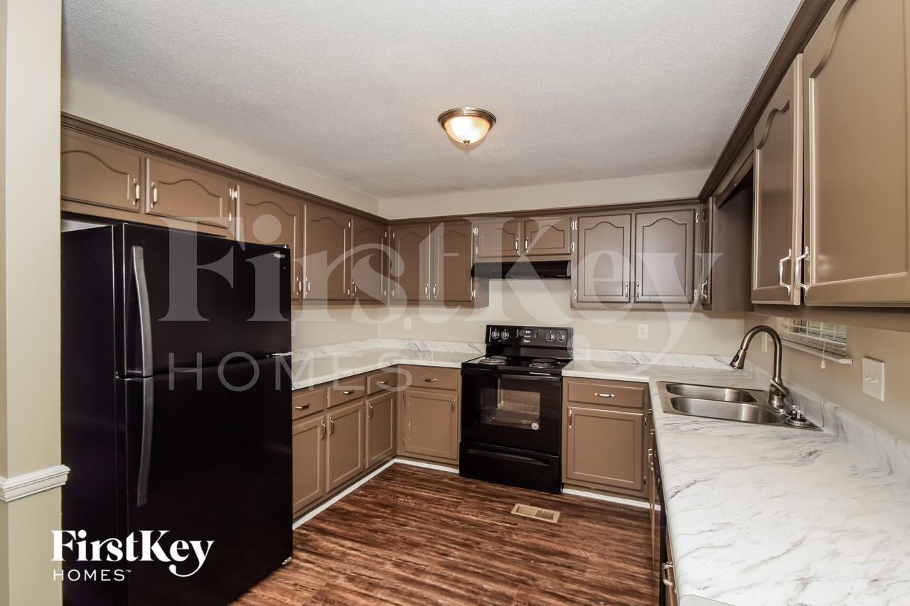2715 Braelinn Pkwy N - Photo 6 of 16
