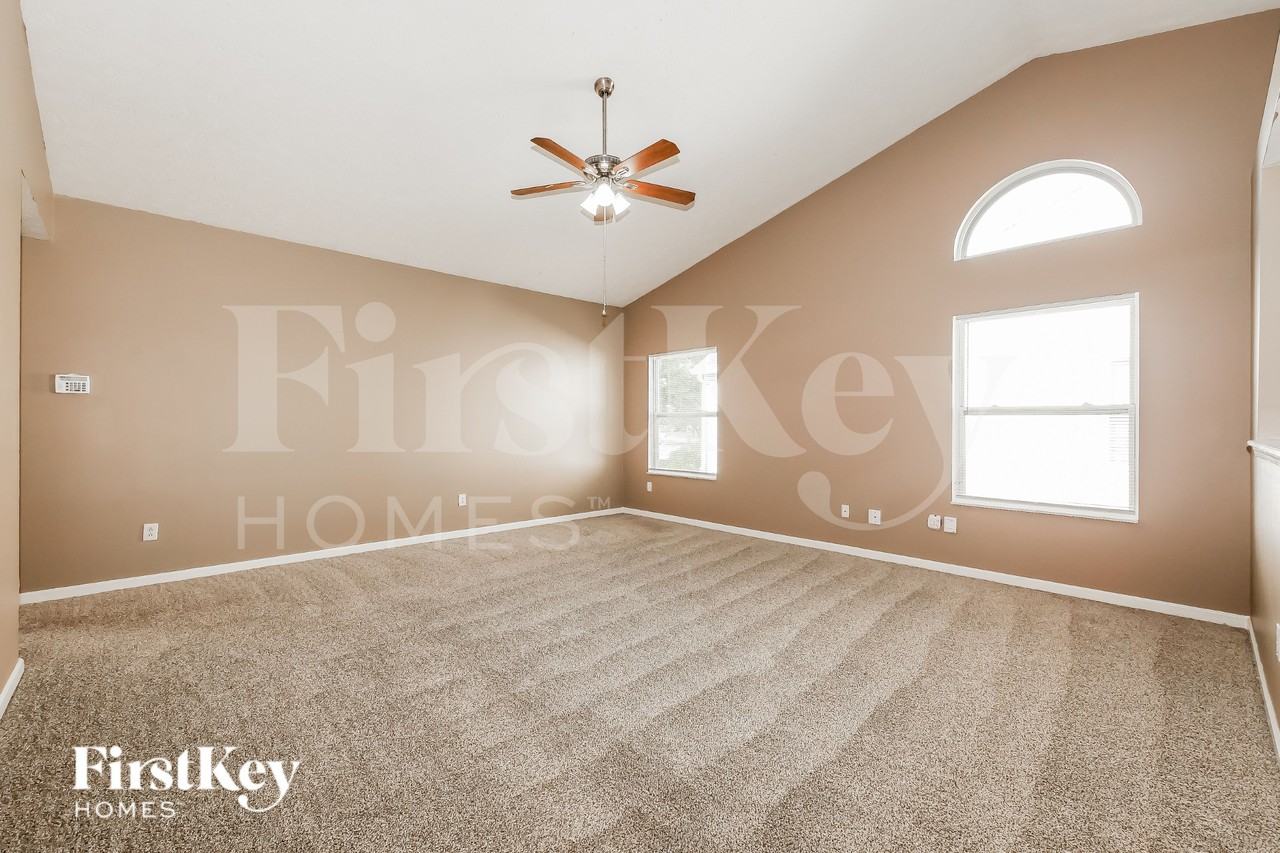 18836 Pilot Mills Dr - Photo 6 of 16
