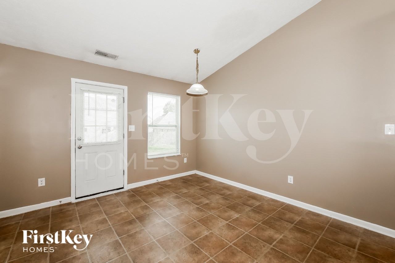 18836 Pilot Mills Dr - Photo 7 of 16
