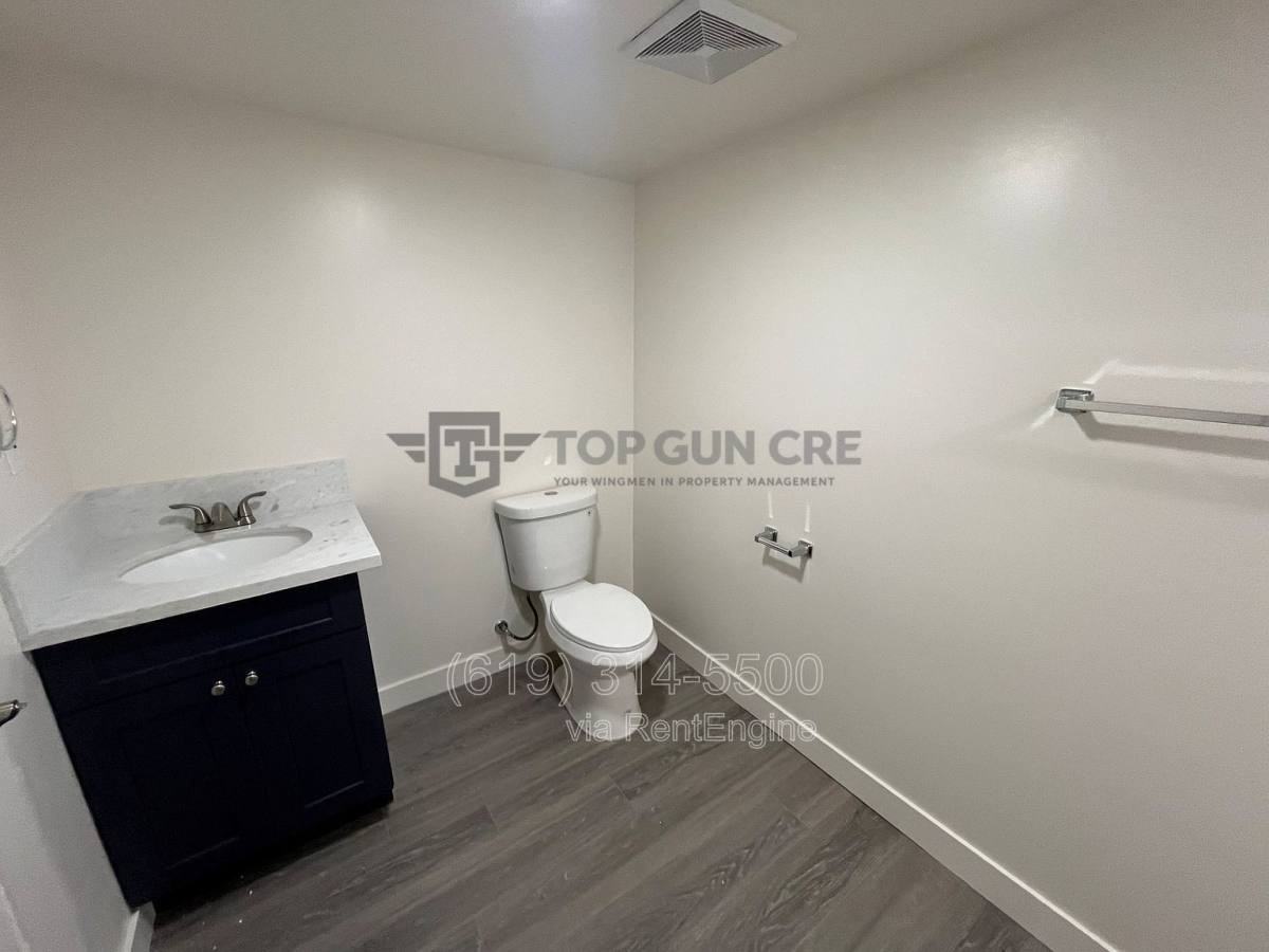 136 W San Ysidro Blvd #3 - Photo 6 of 8
