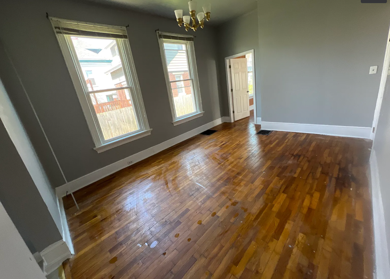 1839 Hopkins Ave - Photo 3 of 7