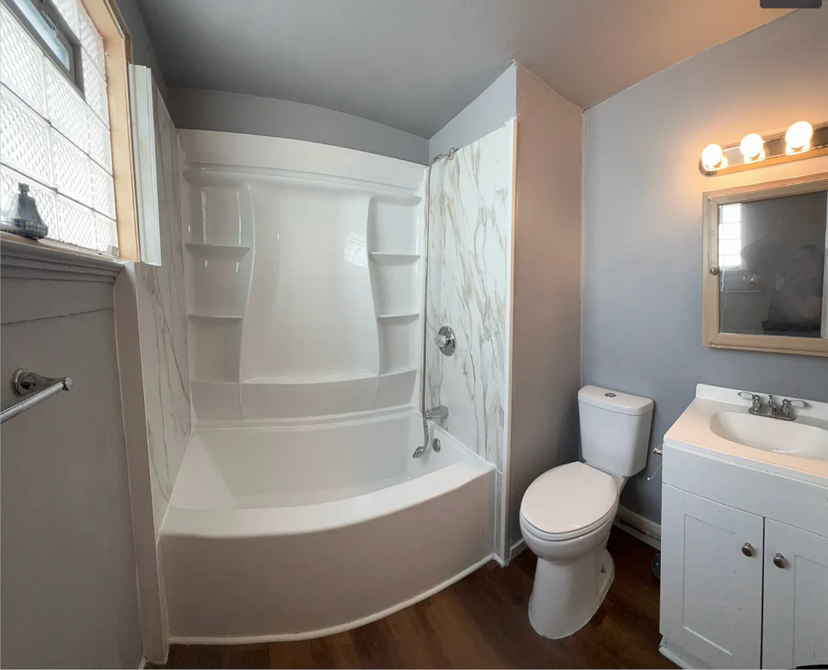 1839 Hopkins Ave - Photo 6 of 7
