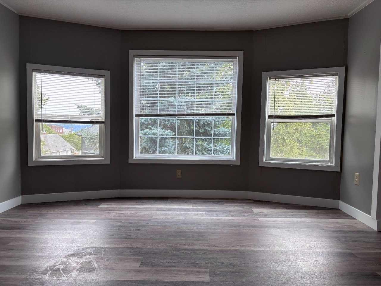 718 Yakima Ave #3 - Photo 7 of 18