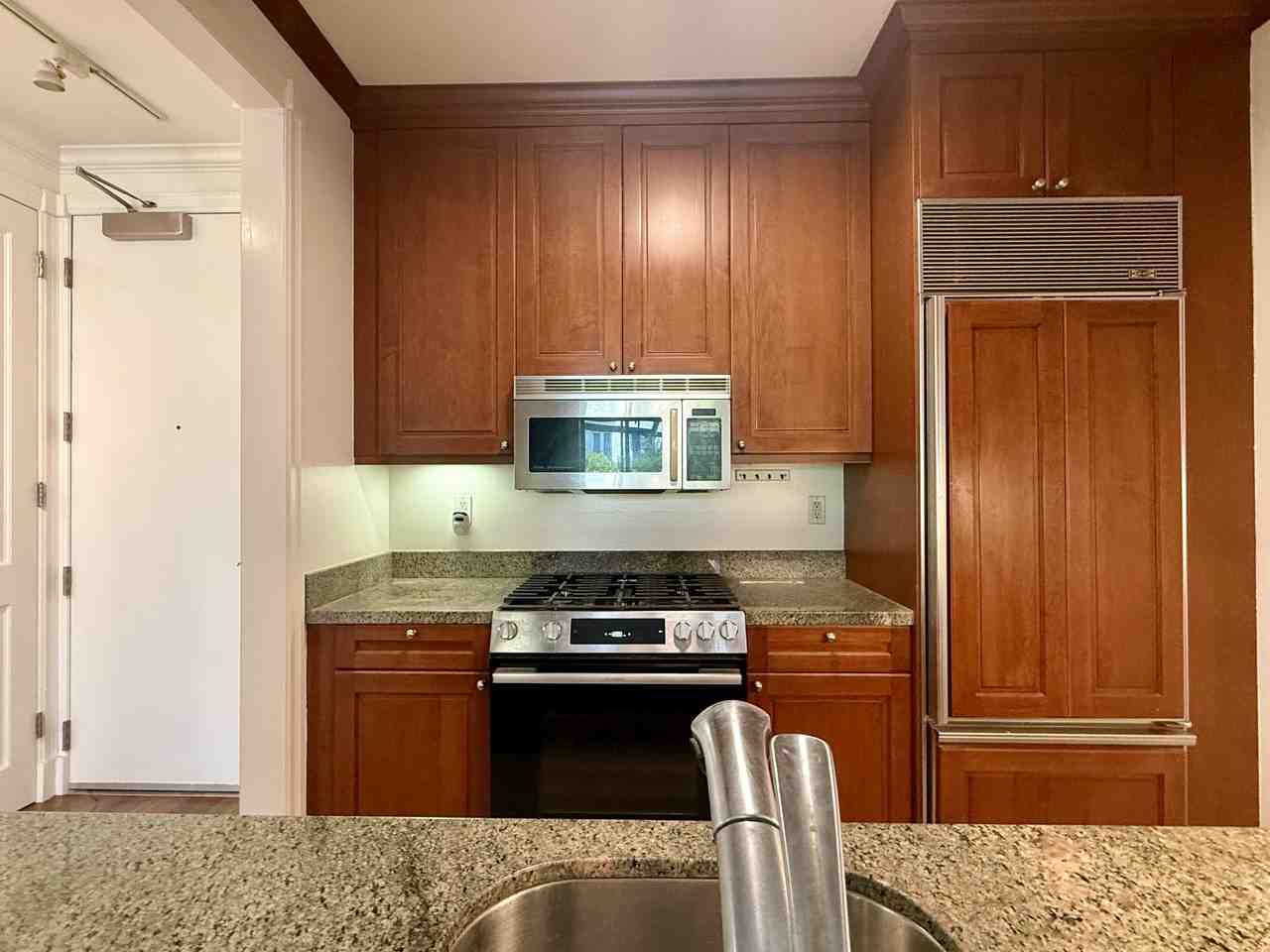 3316 California St #MAIN - Photo 7 of 33