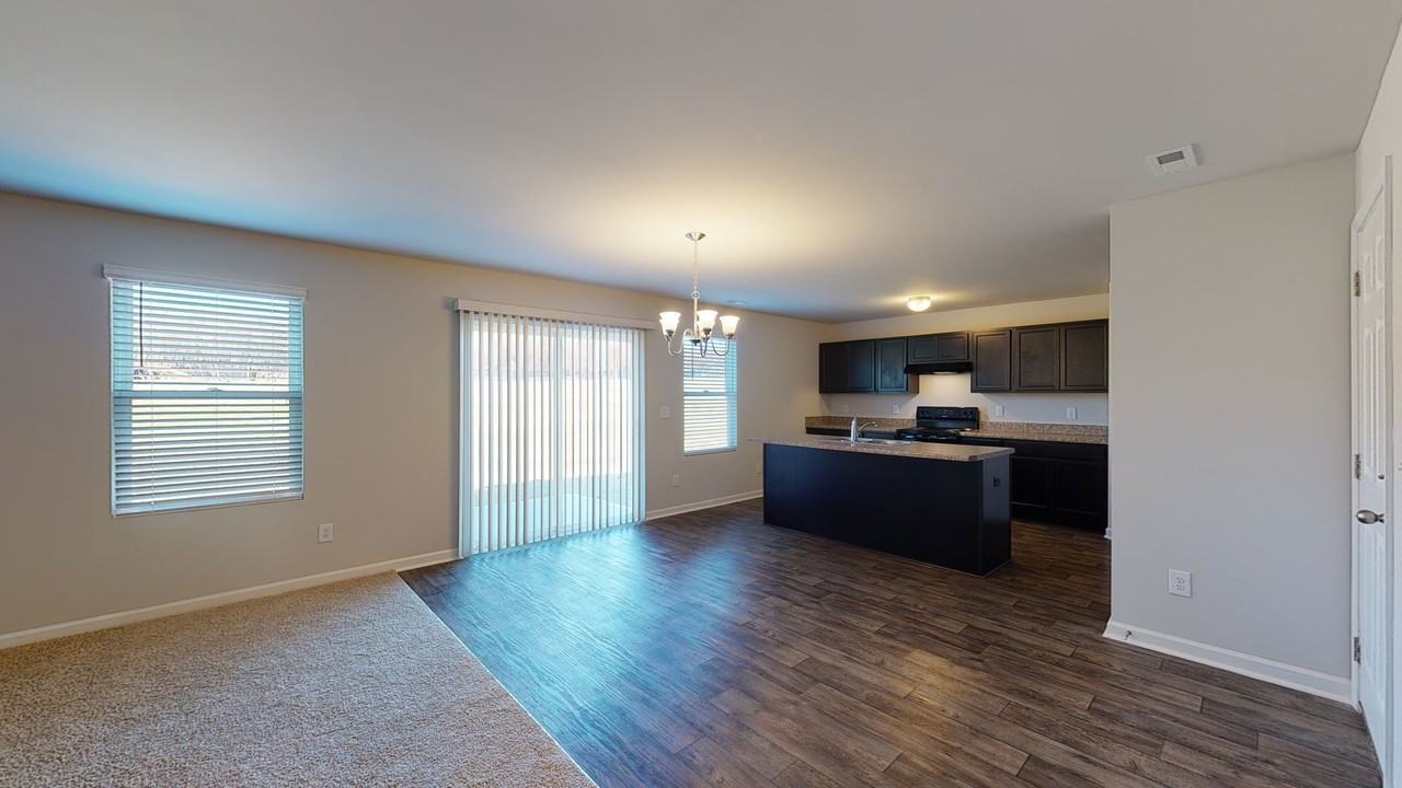 129 Maple Tree Ln #1 - Photo 4 of 33