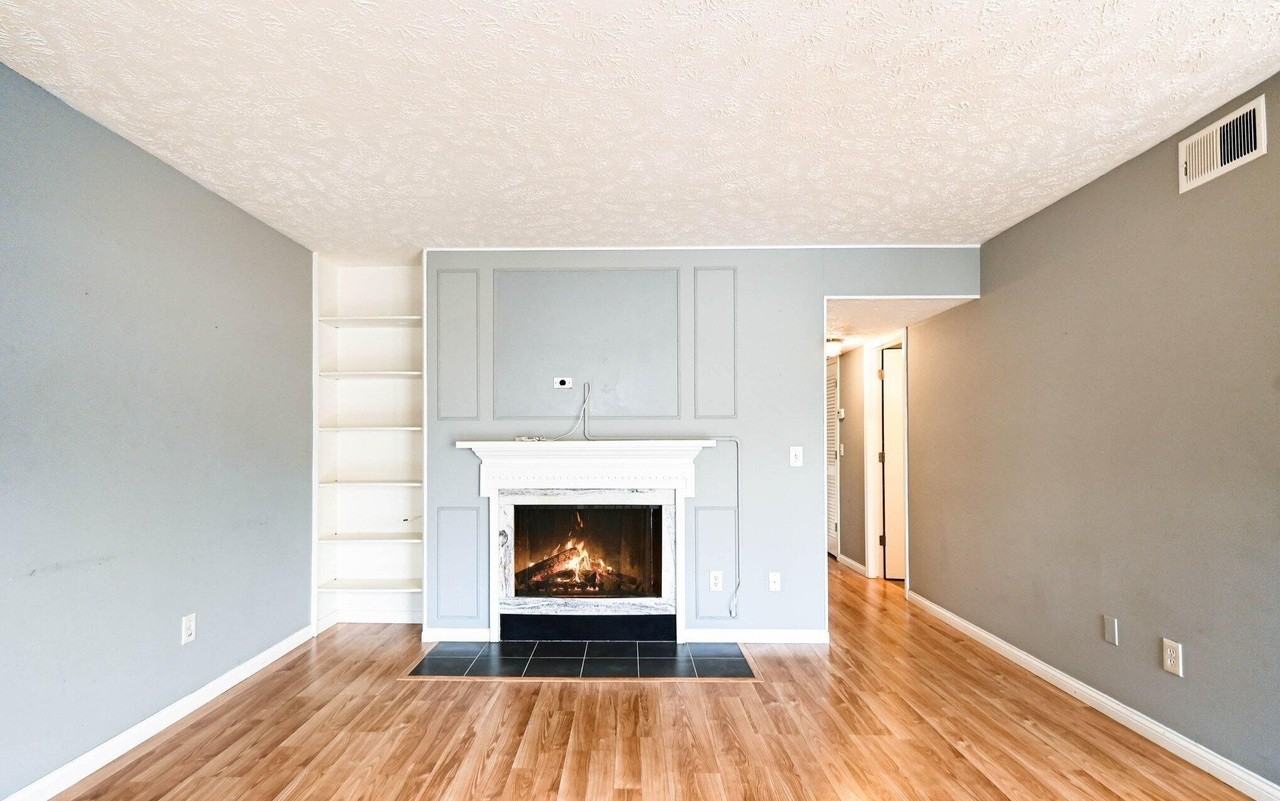 2024 Hamilton Rd - Photo 4 of 15
