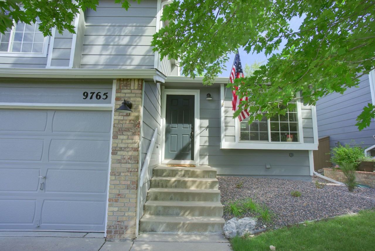 9765 Moss Rose Cir - Photo 3 of 13