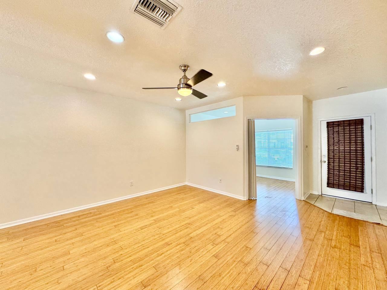 12381 Foxmoor Peak Dr - Photo 3 of 28