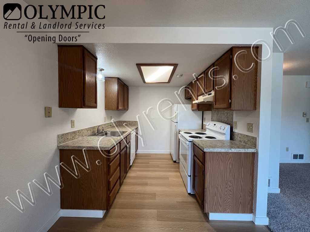 829 Israel Rd Sw - Photo 6 of 14