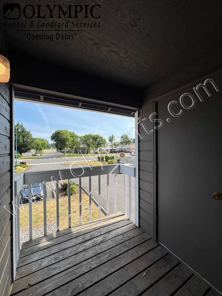 829 Israel Rd Sw - Photo 7 of 14