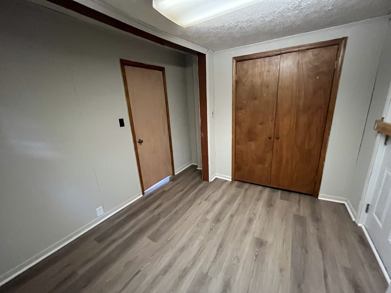 802 Williams St - Photo 4 of 30