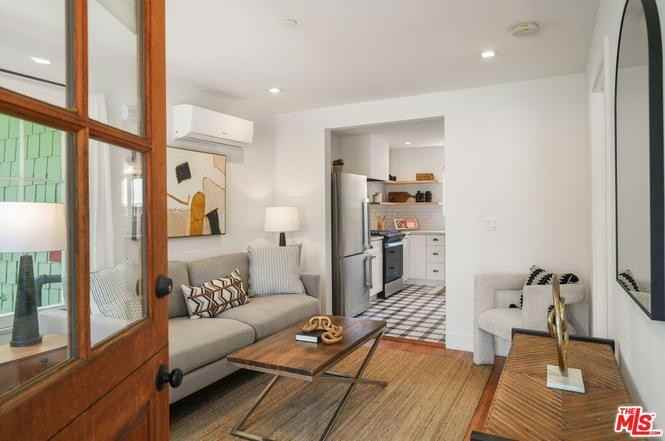 2644 5th St - Photo 7 of 20