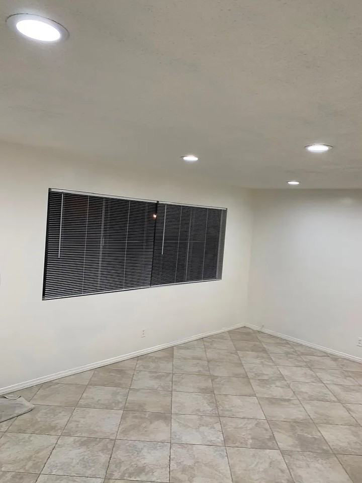 12737 Barlin Ave - Photo 5 of 7