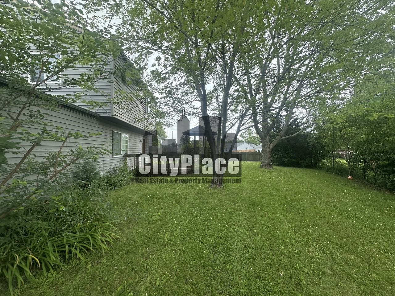 47 Meadow Ct W - Photo 5 of 23