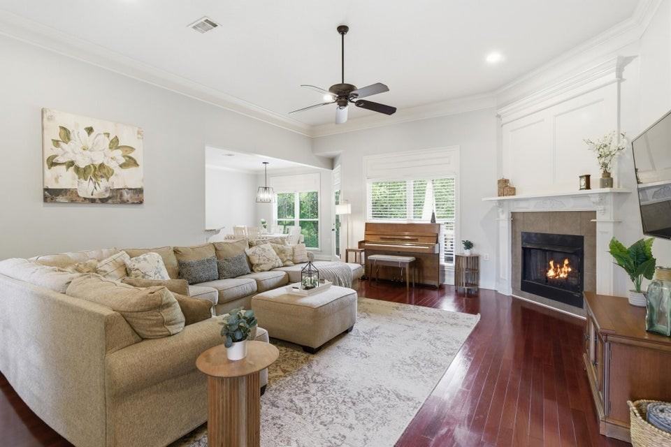 19 Morrell Cir - Photo 3 of 33