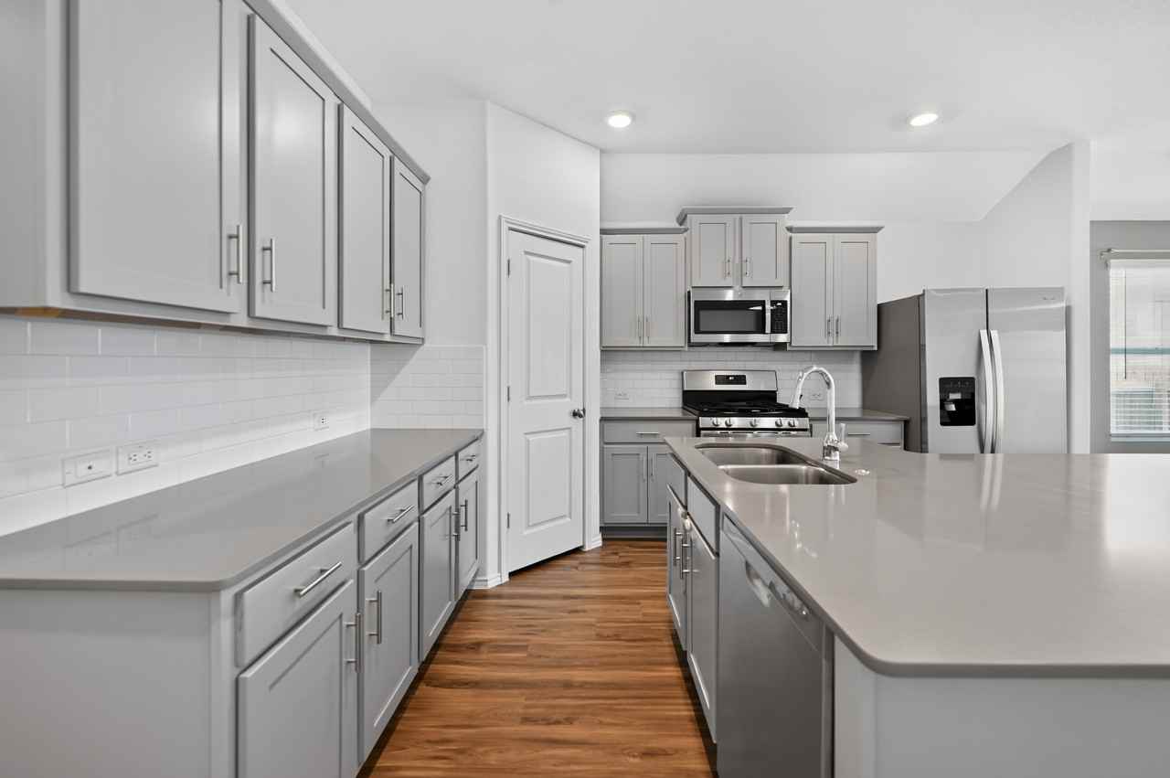 128 Konik Rd - Photo 7 of 34