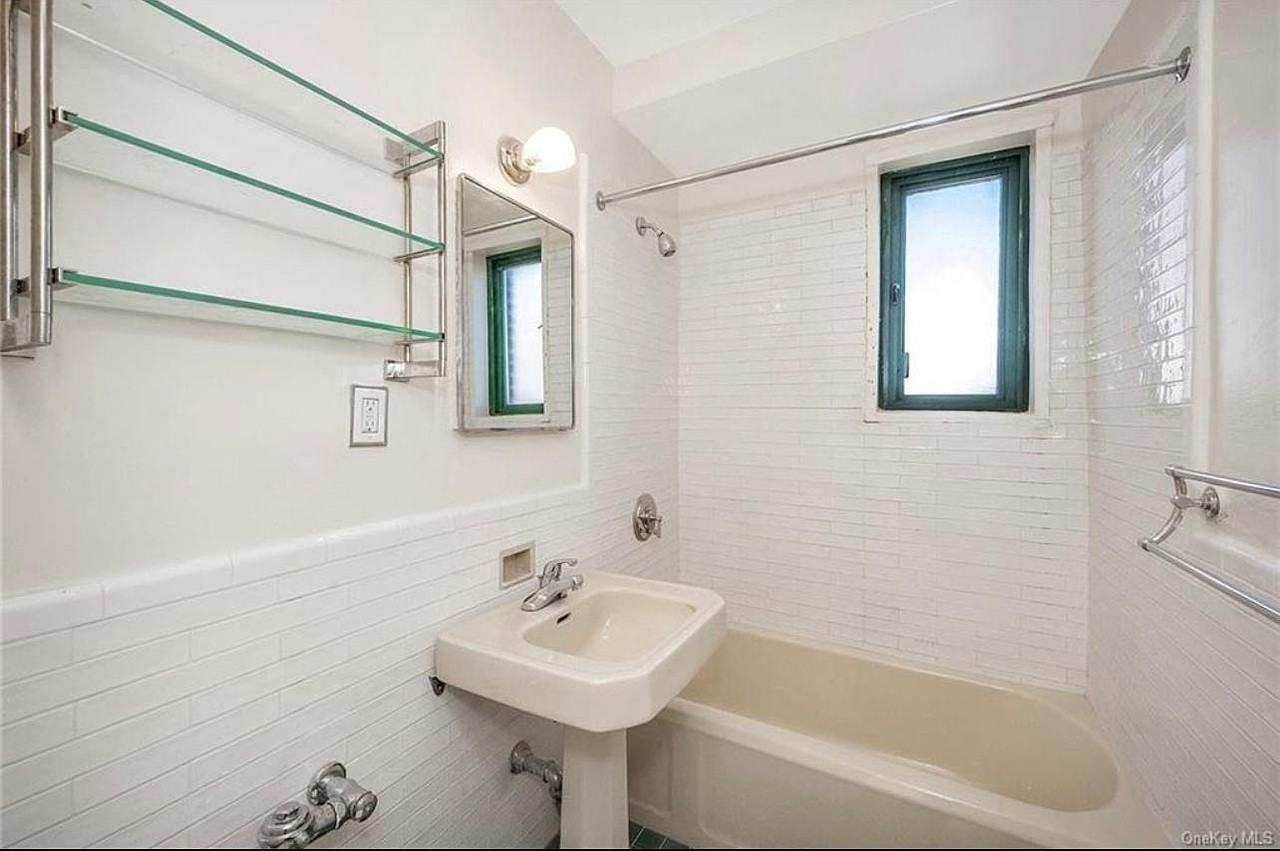 1940 E Tremont Ave #7H - Photo 5 of 17