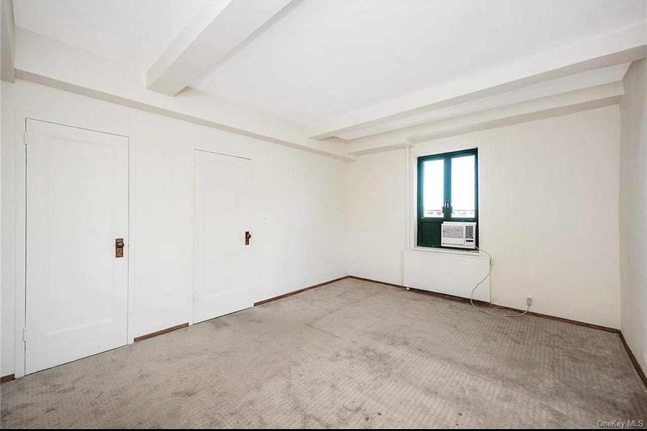 1940 E Tremont Ave #7H - Photo 6 of 17