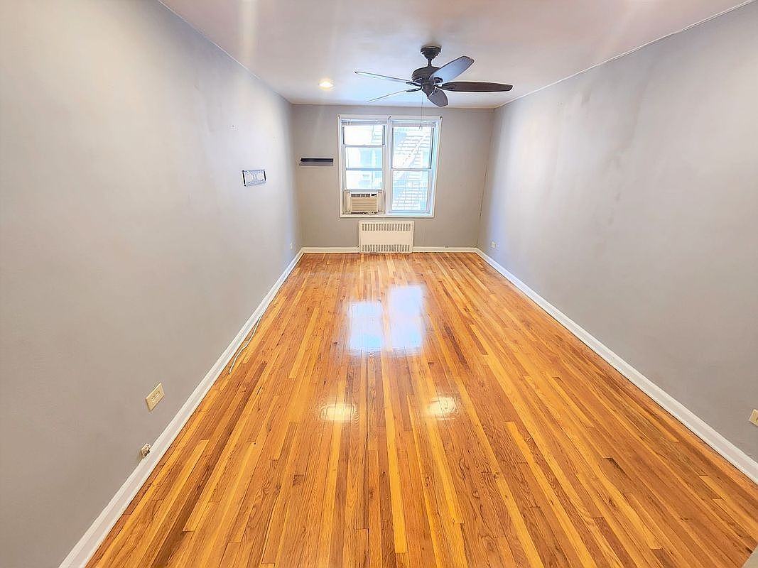 2102 Holland Ave #2H - Photo 2 of 20