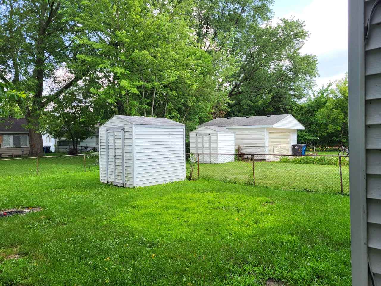 32258 Oscoda Ct - Photo 3 of 10