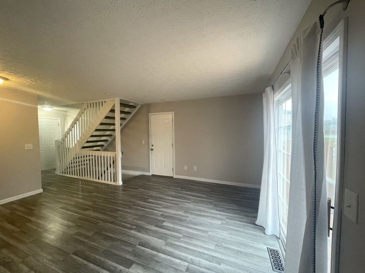 2266 Lila Way - Photo 4 of 20